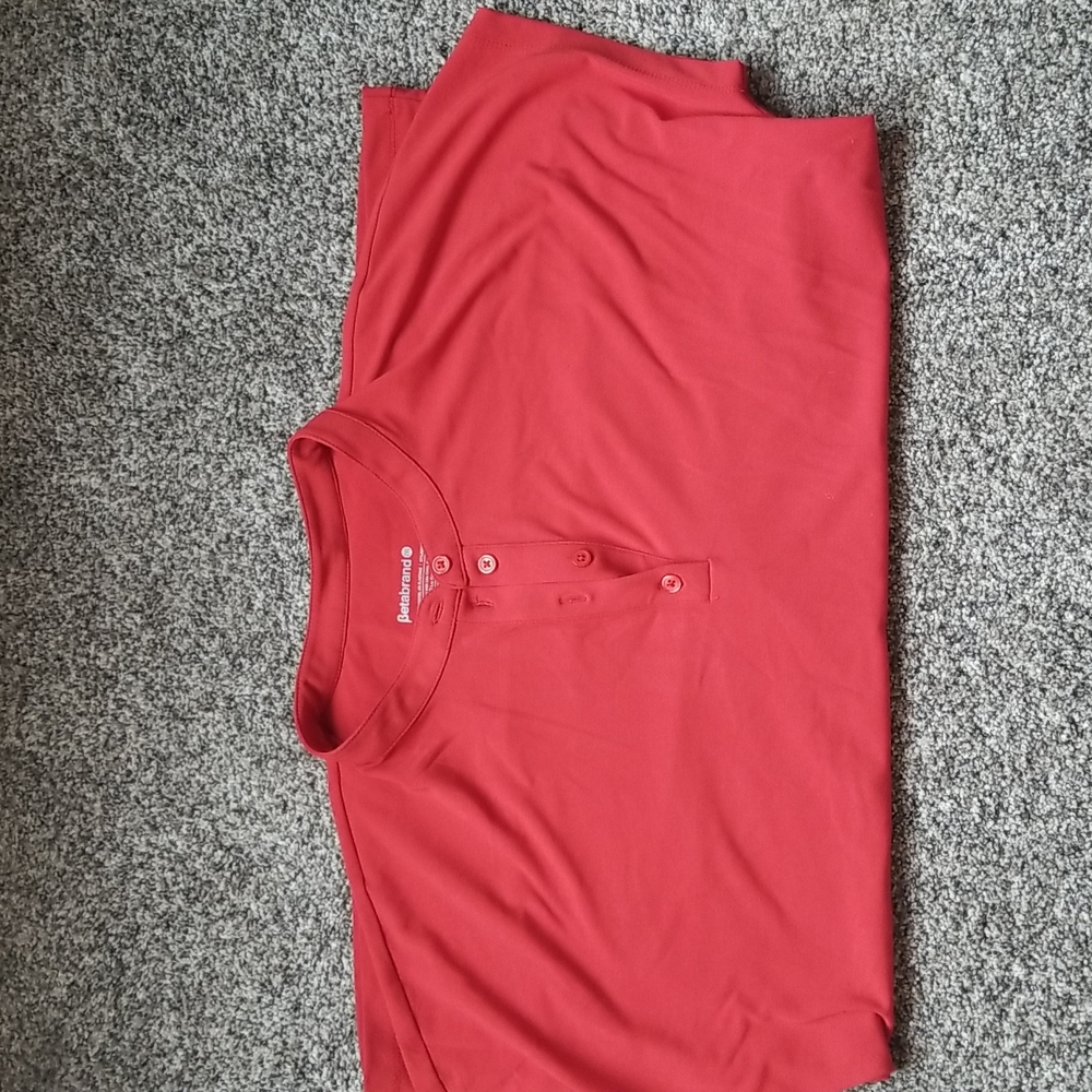Betbrand cap-sleeved top. Red, heavy knit. Size 2X.